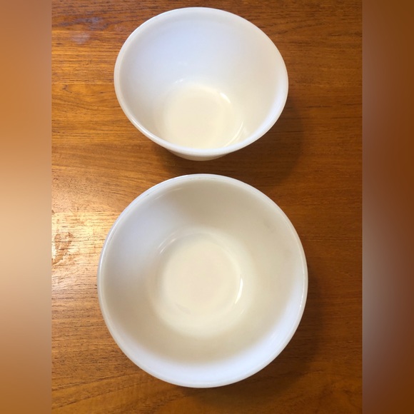 Vintage Federal Glass Milk Glass Bowl - Picture 3 of 7